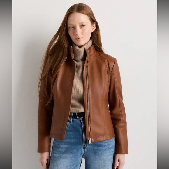 Quince Jackets & Blazers - Quince Women 100% Leather
Stand-Collar Jacket Dark
Cognac Brown M